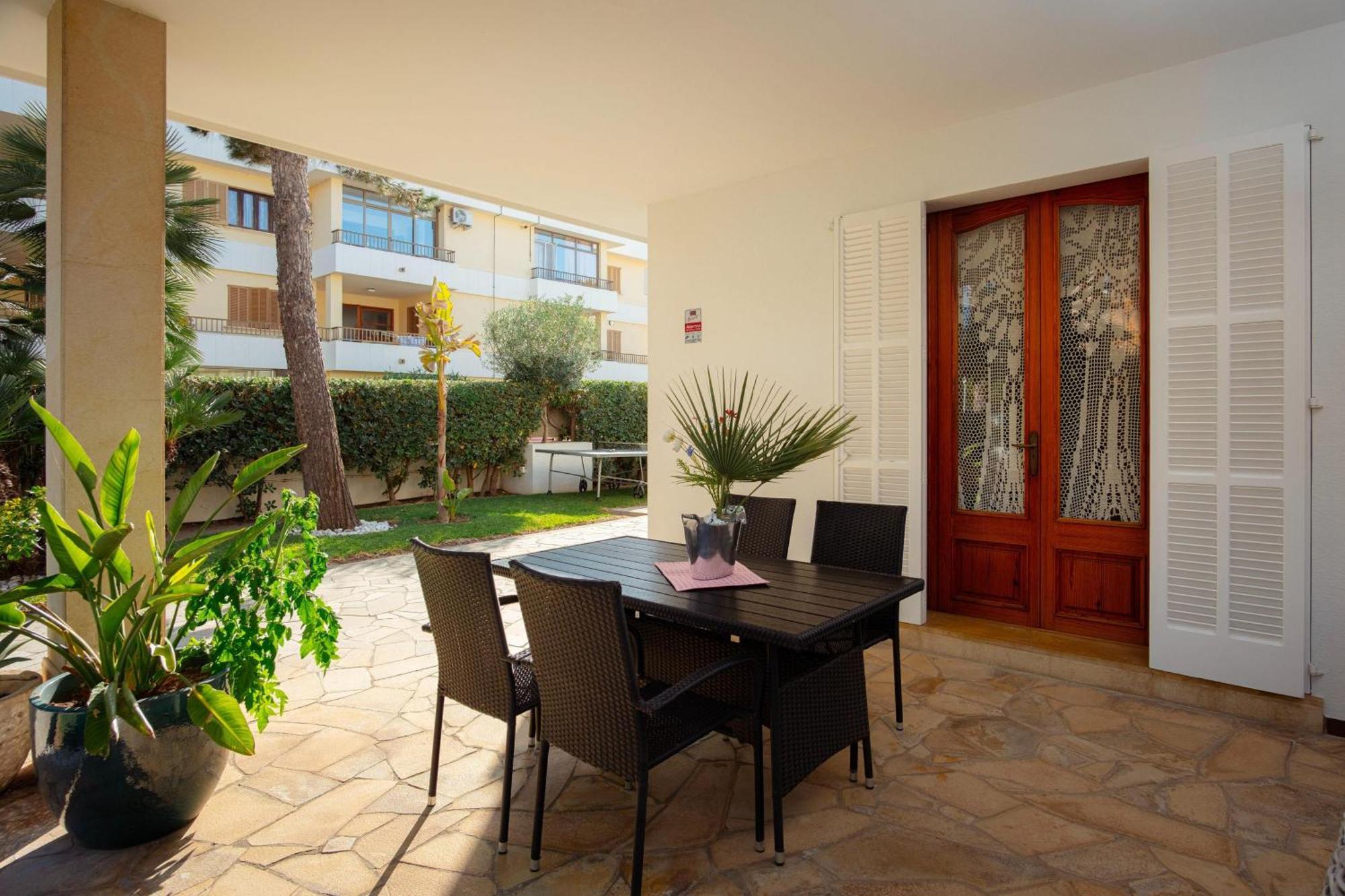 Estrel Villa *